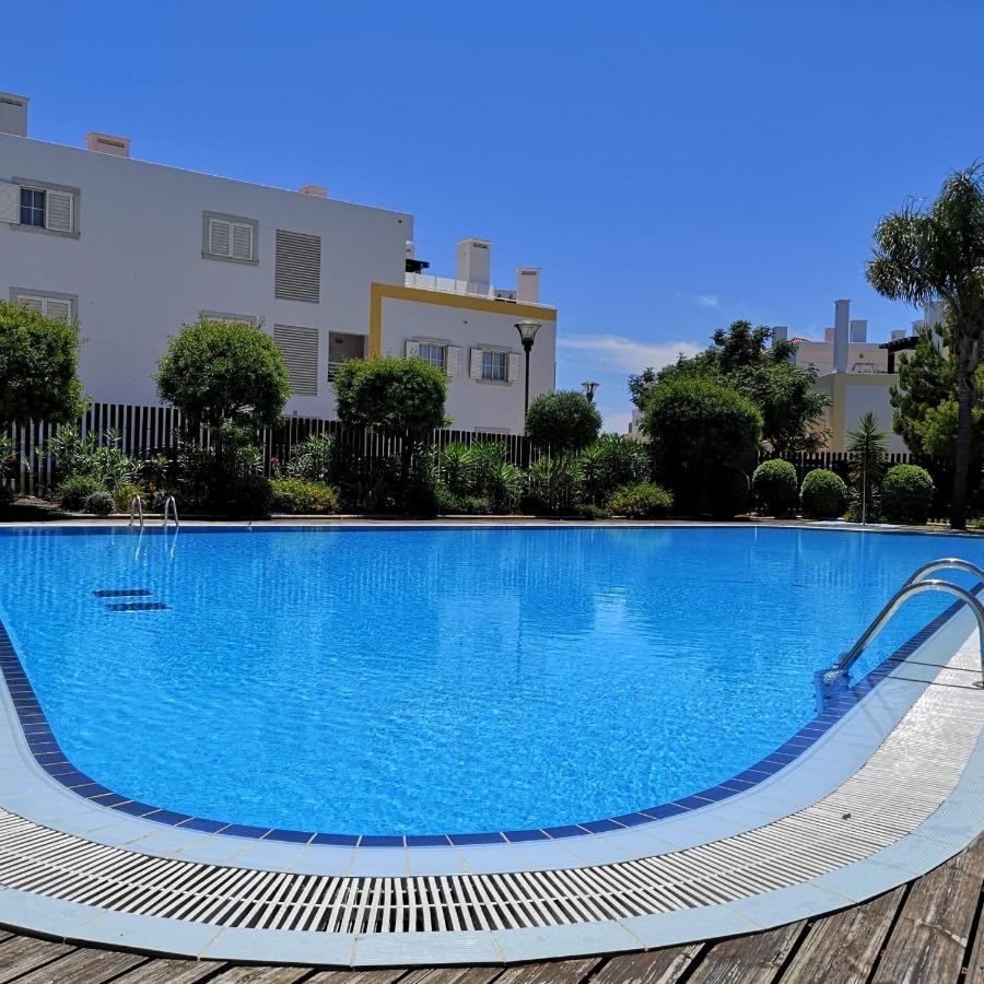 קבאנס דה טאבירה T2 Cabanas Gardens Piscina E Praia מראה חיצוני תמונה