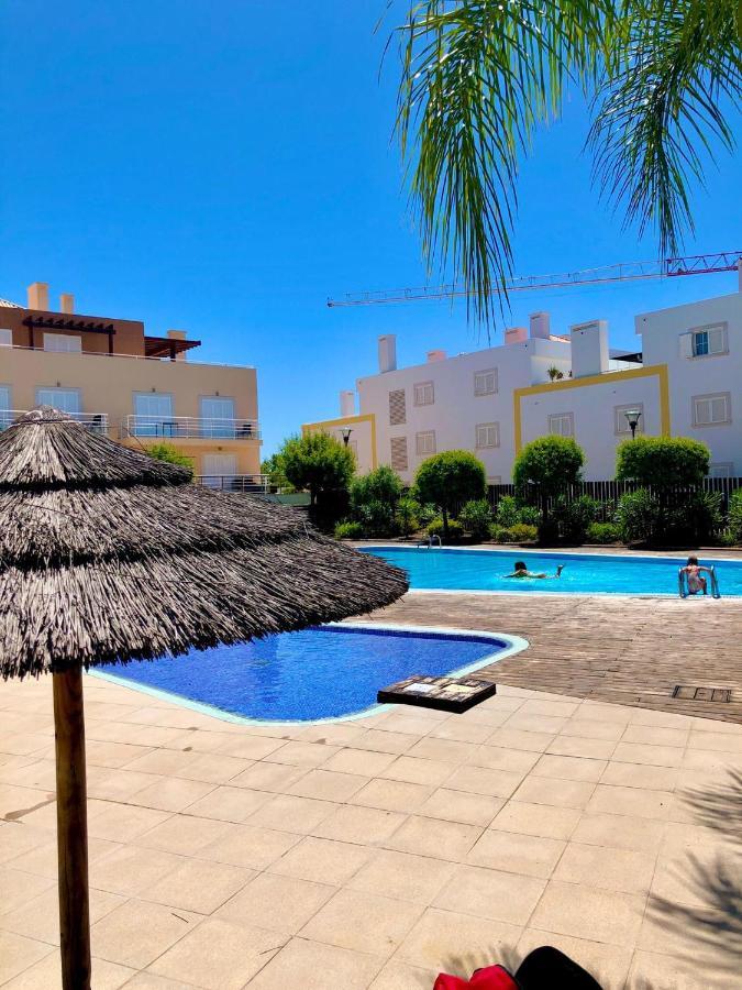 קבאנס דה טאבירה T2 Cabanas Gardens Piscina E Praia מראה חיצוני תמונה
