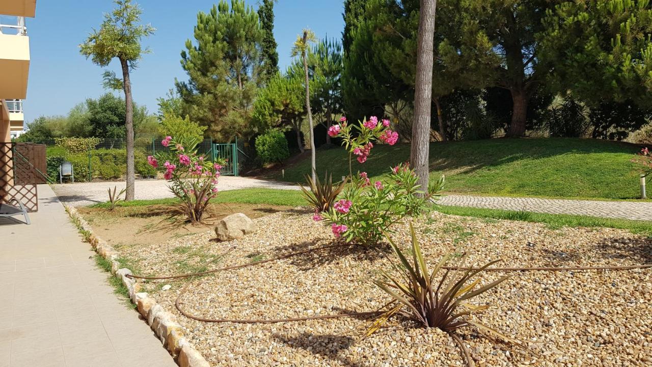 קבאנס דה טאבירה T2 Cabanas Gardens Piscina E Praia מראה חיצוני תמונה